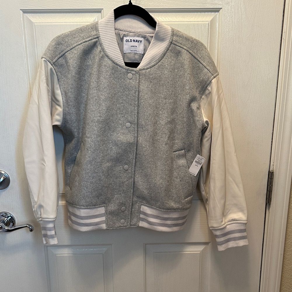 Old Navy Heather Gray and Cream Varsity Jacket Vegan Leather Sleeve Size Small P